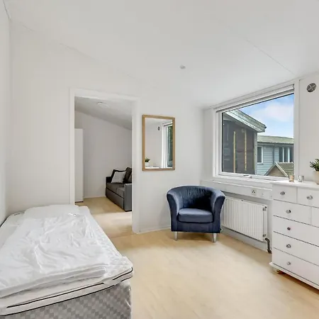 In Henne With Wifi And 1 Bedrooms Henne Strand