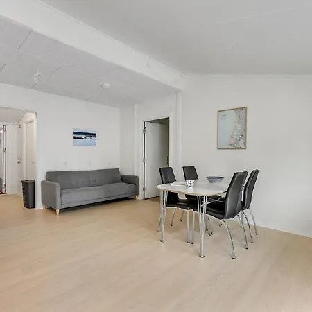 Apartament In Henne With Wifi And 1 Bedrooms Henne Strand